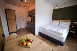 Staycity Aparthotels Leipzig City Centre客房内的一张或多张床位