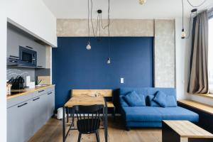 Staycity Aparthotels Leipzig City Centre的厨房或小厨房