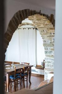 Φωτογραφία από το άλμπουμ του L Arco - ACrapa Mania σε Santa Maria di Castellabate +7 φωτογραφίες