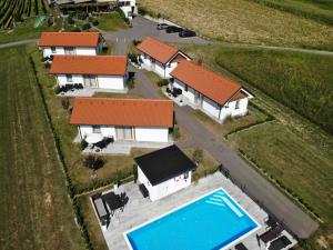 Afbeelding uit fotogalerij van Gusto Lodges in Klöch