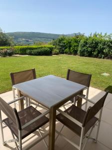 Gallery image of Golf View Apartment in Píla +23 photos