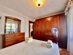 Posteľ alebo postele v izbe v ubytovaní Bale Apartment near the beach by HLCLUB Agency + 21 fotografií