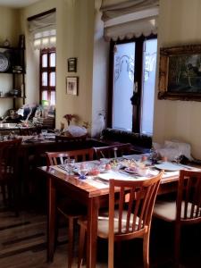 Restaurace v ubytování Ada Apartments
