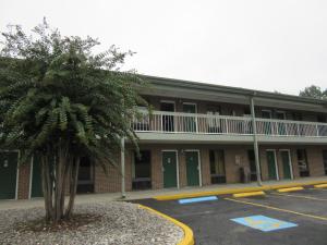 Galería fotográfica de Days Inn by Wyndham Columbia NE Fort Jackson en Columbia