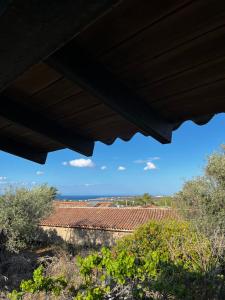 - une vue depuis le toit d'une maison dans l'établissement Casa del Sole, à Augusta