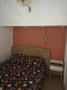 Posteľ alebo postele v izbe v ubytovaní Appartement au coeur de la citadelle + 4 fotografie