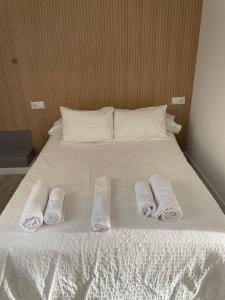 Postel nebo postele na pokoji v ubytování Suite Lithos