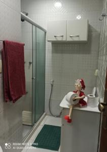 Ett badrum på Temporada Copacabana
