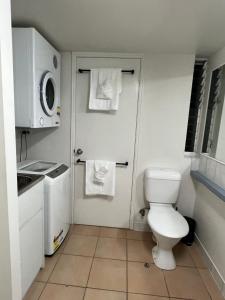 Un baño de Mooloolaba Beach Side Escape