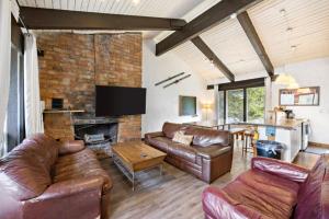 Fotografie z fotogalerie ubytování Happy Daze Big Space Near Village Lots of fun Hot Tub v destinaci Blue Mountains