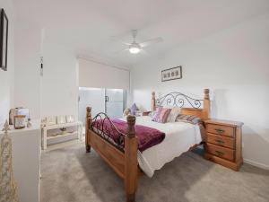 Letto o letti in una camera di Seabourn Unit 702 Caloundra QLD