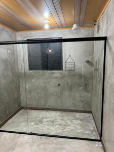 Φωτογραφία από το άλμπουμ του Chalé 04 com cozinha no coração de Penedo σε Itatiaia +30 φωτογραφίες