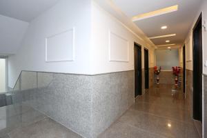 Fotografie z fotogalerie ubytování Hotel O M SUITES v Novém Dillí
