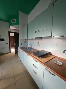 Кухня або міні-кухня у Albergo Residenziale Stella Dell'Est