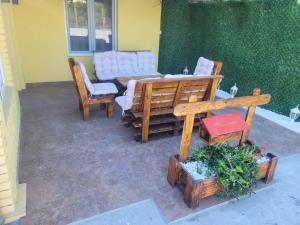 Patio nebo venkovní prostory v ubytování Apartman DUNJA