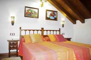 Postel nebo postele na pokoji v ubytování Balcón Picos de Europa