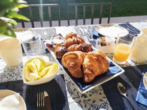 Opcije za doručak na raspolaganju gostima u objektu Villa Azzurra