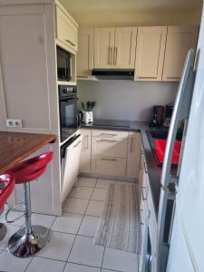 Kuchyň nebo kuchyňský kout v ubytování Maison du piton st leu, vue mer