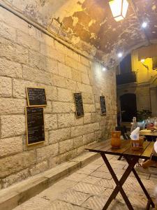 Fotografie z fotogalerie ubytování Suite Arco 166 Stanza privata v destinaci Trani