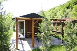 地拉那Lugina e Shengjergjit ,Bujtinat的相册照片 更多49张照片