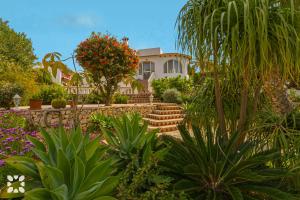 Vonkajšia záhrada v ubytovaní Villa Bella Costa by Abahana Villas
