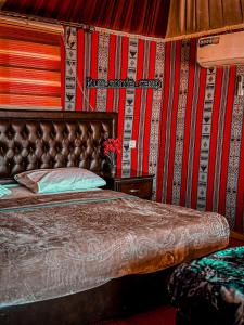 Postel nebo postele na pokoji v ubytování sonia luxury camp