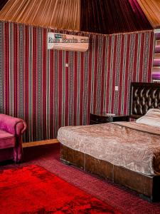 Postel nebo postele na pokoji v ubytování sonia luxury camp
