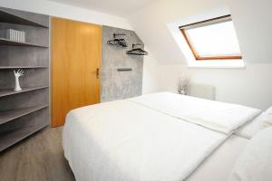 Postel nebo postele na pokoji v ubytování Zimmer u Apartment in Bad Gams Deutschlandsberg