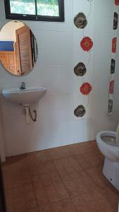 Vonios kambarys apgyvendinimo įstaigoje Sawasdee Sichang Resort