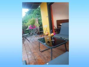 Balcon ou terrasse dans l'établissement NEW Joli Studio avec Vue mer imprenable - wifi