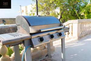 Attrezzature per barbecue disponibili per gli ospiti della villa