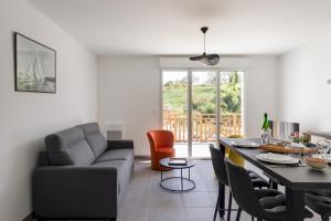 Posezení v ubytování Les pins 201 - Appt à moins dun km de la plage