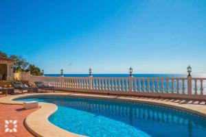 Bazén v ubytování Villa Blue Sea by Abahana Villas nebo v jeho okolí