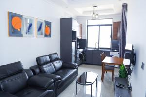 Et sittehjørne på Sunrise Apartments Kigali