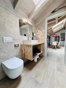 Kúpeľňa v ubytovaní Casa Tosca - Holiday Home + 37 fotografií