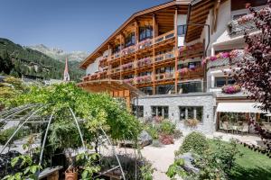 Widok na góry z tego hotelu
