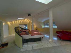 Posezení v ubytování Ferienwohnung Riverside Resort idyllisch direkt an der Lahn