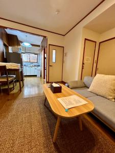 Kuchyň nebo kuchyňský kout v ubytování 古-雅の宿