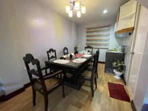 Kuchyň nebo kuchyňský kout v ubytování D Square Tagaytay