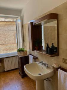 Ένα μπάνιο στο La casa di Peppe