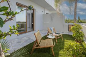 Vonkajšia záhrada v ubytovaní Basilico Suites Adults Only by Estia