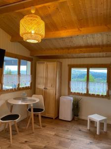 Foto dalla galleria di Domki Zielone Wzgórze 606-819-046 a Polańczyk