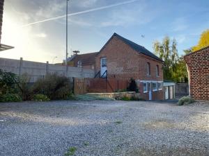 Budova, kde se prázdninový dům nachází + 15 fotografií