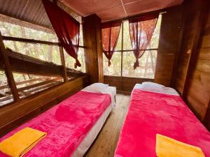 Gallery image of HOTEL BACKPACKERS RIO DULCE in Rio Dulce