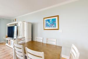 Gallery image of Dauphin Island Beach Club #201 in Dauphin Island +34 photos