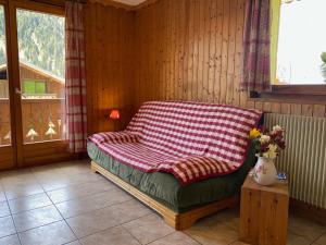 Posedenie v ubytovaní Appartement chaleureux proche centre Châtel, accès Multi Pass été 2024 à 3€/jour/personne! - FR-1-693-83