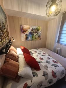 Łóżko lub łóżka w pokoju w obiekcie BEACH&GARDEN
