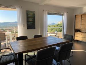 Γενική θέα στο βουνό ή θέα στο βουνό από  αυτό το διαμέρισμα