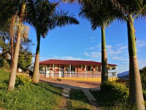 Hoone, kus the luxury tent asub