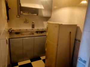 Kuchyň nebo kuchyňský kout v ubytování شقه فندقيه علي البحر Hotel apartments next to the sea